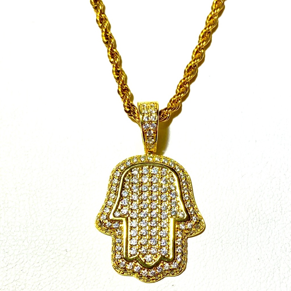 925 sterling silver Hamsa hand pendant necklace 24”
